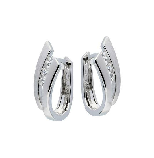 Zilveren Elegance mat glanzende oorringen klapcreolen met zirconia