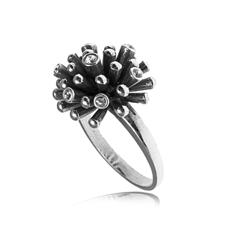 Ring bloem met kristal