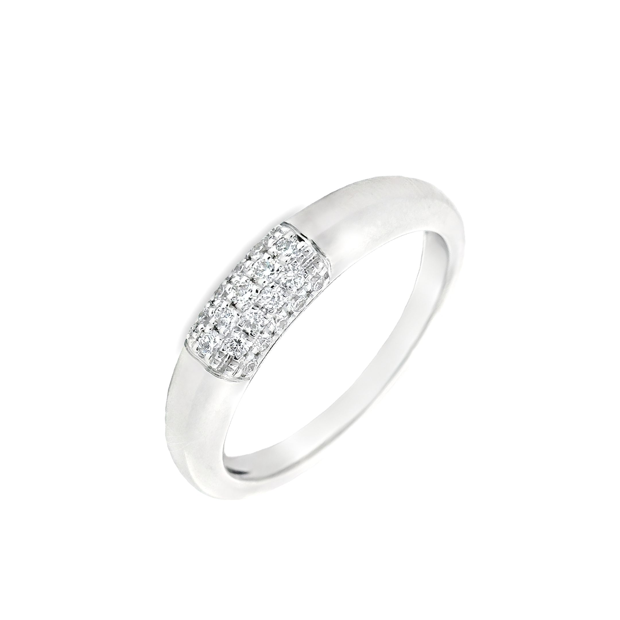 Deze ring van Louis Bros is vervaardigd uit 14 karaat witgoud (3.95 gr.) en is gezet met 28 briljant geslepen diamanten met een totaalgewicht van 0.21 ct. De ring heeft een breedte van 4 mm en dikte van 3 mm. Met deze ring om je vinger ben jij het stralende middelpunt bij elke gelegenheid. Deze ring bestaat uit onze lijn van exclusieve modellen sieraden met prachtige designs en van hoge kwaliteit.
De ring is verkrijgbaar in meerdere afmetingen.