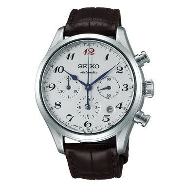 Dit klassieke Seiko Presage Limited Edition Heren horloge SRQ019J1 dankt zijn prachtige voorkomen aan de luxe bruine lederen band in combinatie met de elegante ronde zilver kleurige (edel)stalen kast en bijpassende witte emaille wijzerplaat. Dit weergaloze model is voorzien van saffier glas heeft een waterdichtheid van 10 ATM.