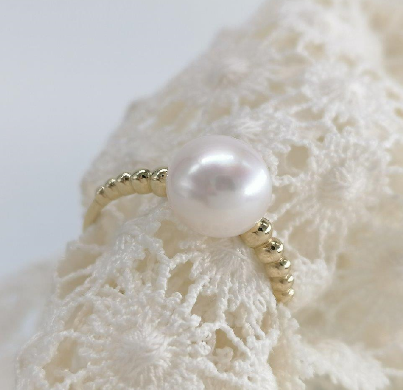 Kobu Parels gouden ring met bolletjes en zoetwaterparel