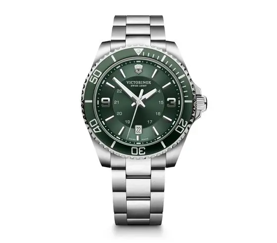 Victorinox Maverick Large duikershorloge met groene wijzerplaat en roterende bezel, waterdicht tot 100 meter