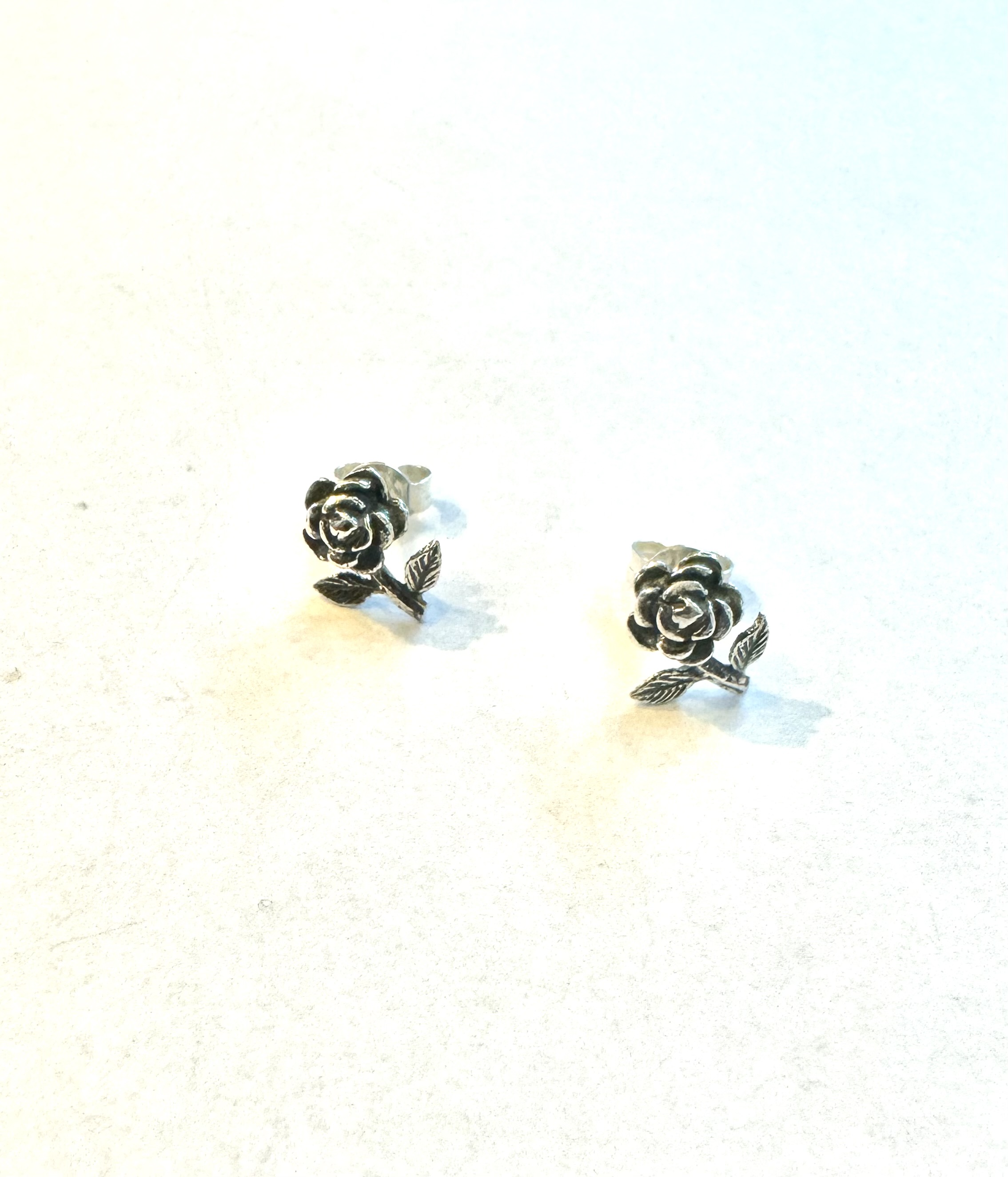 Zilver oorbellen bloemetje