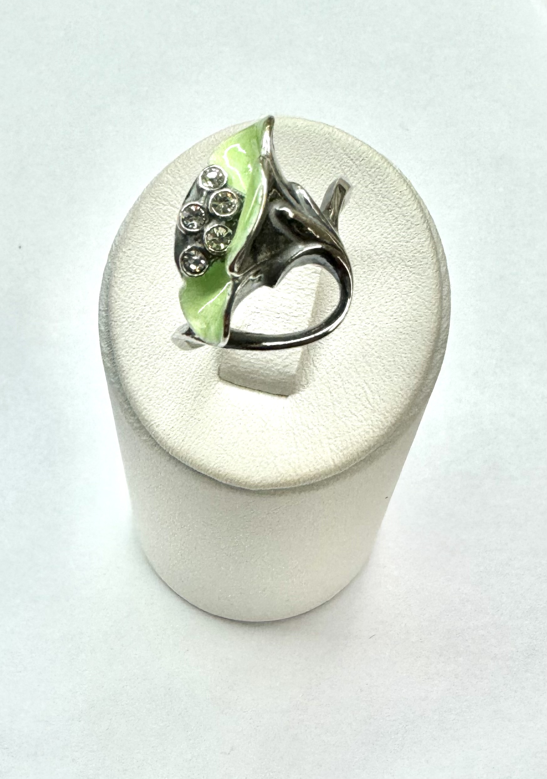 Zilveren ring groene bloem