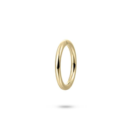 Oorring uit de  collectie van Gisser Jewels gemaakt van 14 Karaat Geel Goud. De breedte is 1 mm. De diameter is 10 mm. let op deze oorring is per stuk