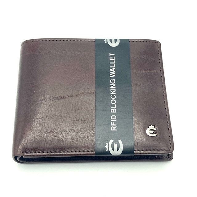 Afmetingen:
Hoogte 9cm x breed 10cm x diep 1.5cm