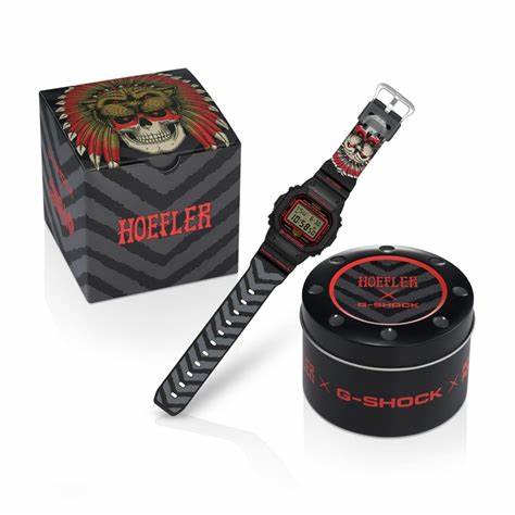 Dit heren Casio horloge beschikt over een quartz uurwerk. Dit horloge komt uit de serie Radio Controlled, en is voor het eerst geintroduceerd in 2011. Het horloge is tot 20 ATM (Watersport en recreatief duiken) waterdicht. Twee jaar garantie op het uurwerk en het horloge wordt geleverd in een luxe doos.
