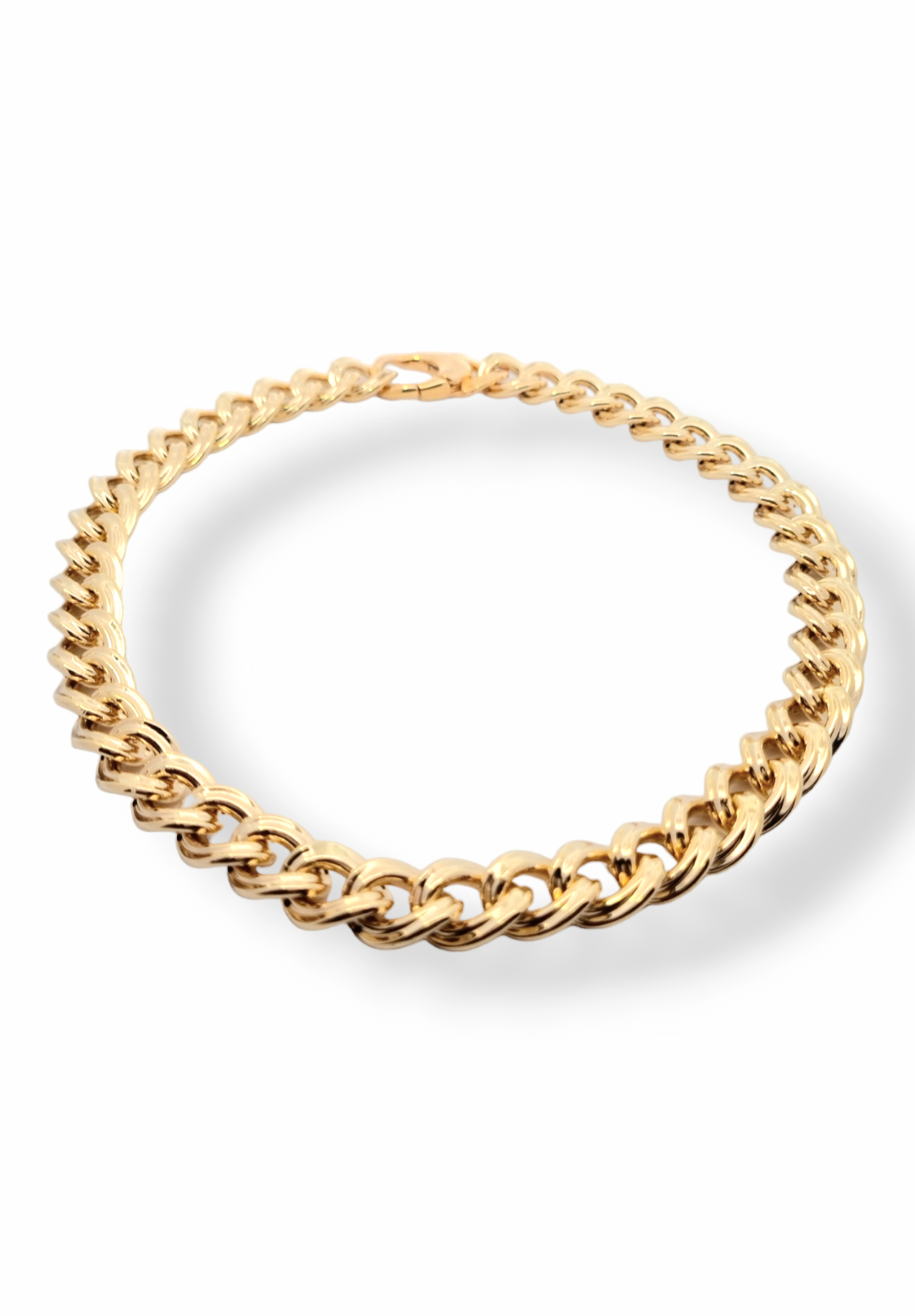 Dit collier van Louis Bros is vervaardigd uit 14 karaat geelgoud (28.gr.). Het collier heeft een lengte collier van 45 cm en een breedte van 13,5 mm. En een dikte van 5 mm. Deze exclusieve juwelen zijn vervaardigd uit de meest kostbare materialen en in het atelier van Louis Bros.