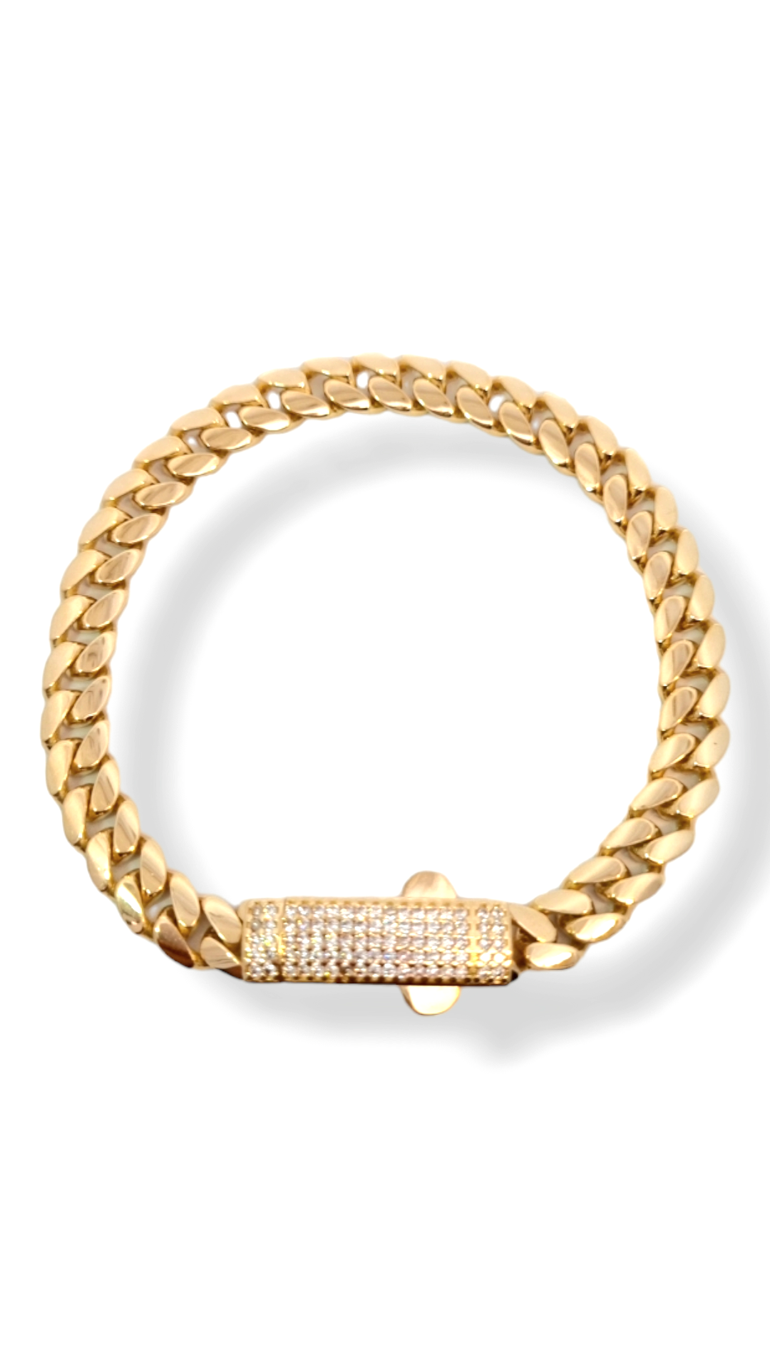 Deze gourmet armband van Louis Bros is vervaardigd uit 14 karaat geelgoud met Zirkonia (13.gr).De armband heeft een lengte van 20 cm en een breedte van 7.18 mm. En een dikte van 2.27 mm .Deze tijdloze armband is stijlvol , eenvoudig en gemakkelijk te combineren . 