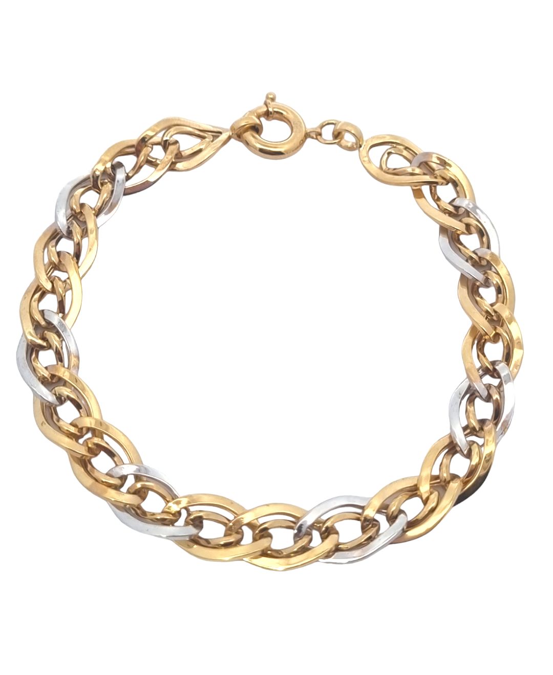 Deze armband van Louis Bros is vervaardigd uit 14 karaat bicolor (7. gr.). De armband heeft een lengte van 19 cm en een dikte van 2.5 mm. En een breedte van 9 mm.
Deze armband is een prachtig voorbeeld van elegantie en verfijning. Gemaakt van een harmonieuze combinatie van wit- en geelgoud, biedt dat armband een uniek en bijzonder ontwerp dat in het oog springt. De delicate schakels en het stijlvolle contrast van de twee goudtinten maken het een sieraad dat zowel modern als tijdloos is. Perfect voor speciale gelegenheden of als een luxe dagelijkse accessoire, voegt dat armband een vleugje klasse toe aan elke outfit.