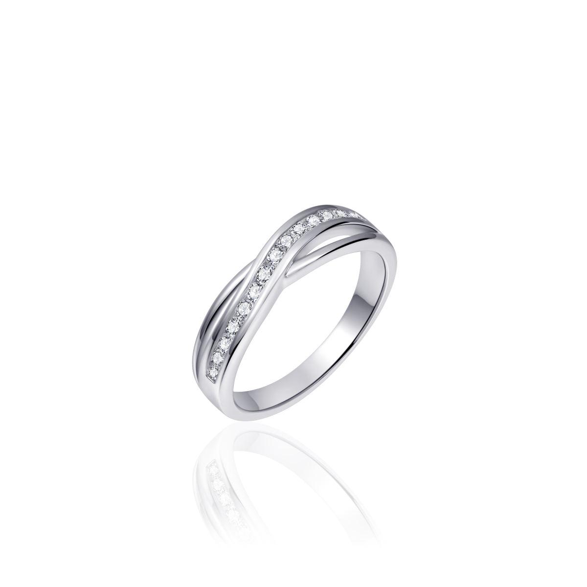 Zilveren ring bezet met zirkonia's