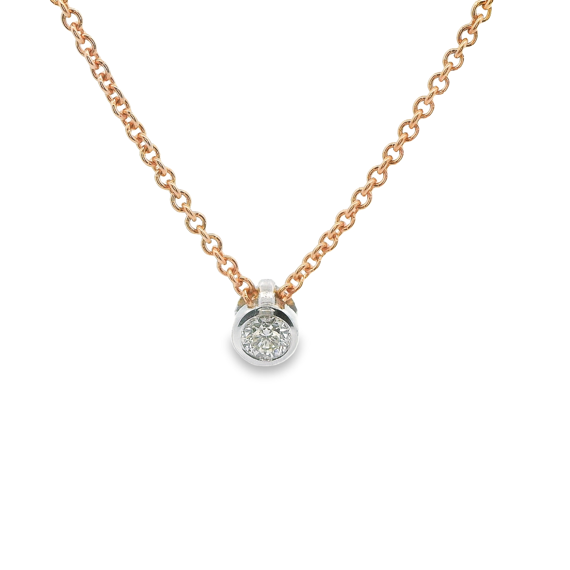 Deze hanger (met collier) van Louis Bros is vervaardigd uit 14 karaat witgoud (2.70 gr.) en is gezet met 1 briljant geslepen diamanten met een totaalgewicht van 0.10 ct. De hanger heeft een diameter van 3 mm en een dikte van 2.5 mm.
Verkrijgbaar vanaf 0.05crt .
Leverbare goudkleuren: 14/18kts geelgoud, 14/18kts witgoud, 14/18kts roségoud en alle bicolor combinaties.