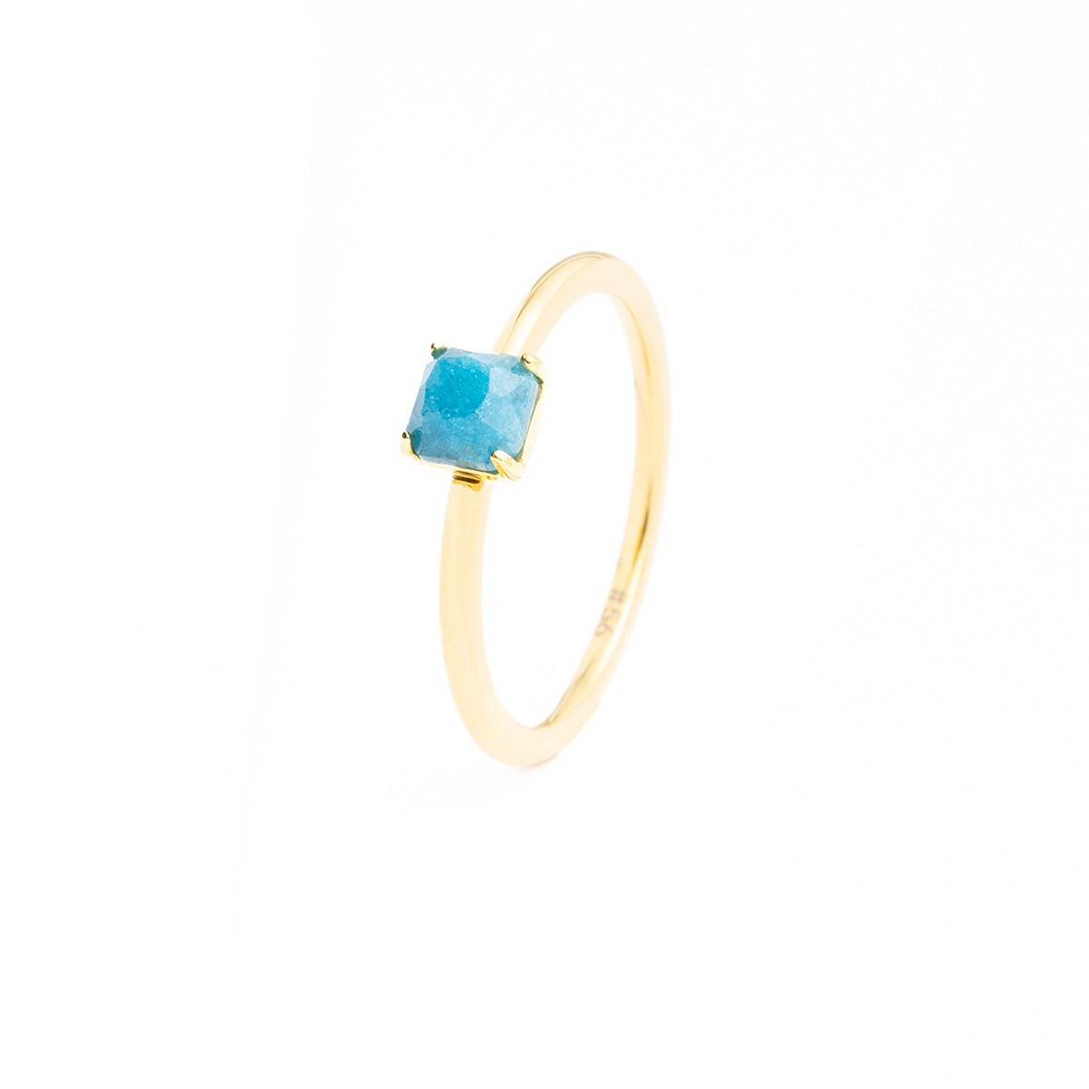 Prachtige stalen ring met een jade steen.