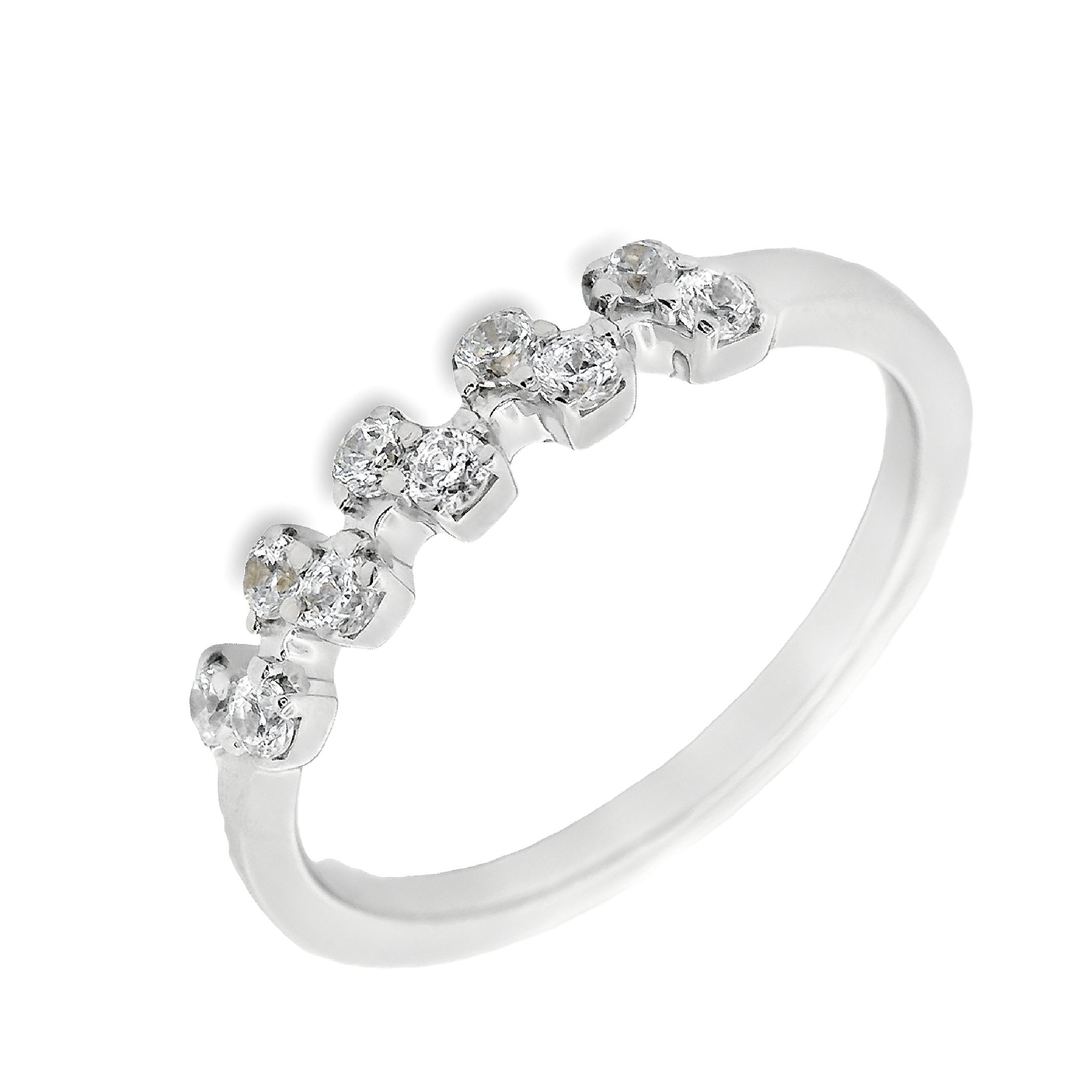 Deze ring van Louis Bros is vervaardigd uit 14 karaat witgoud (2.40 gr.) en is gezet met 10 briljant geslepen diamanten met een totaalgewicht van 0.30ct. De ring heeft een breedte van 3 mm, en een dikte van 2 mm. Deze ring bestaat uit onze lijn van exclusieve modellen sieraden met prachtige designs van hoge kwaliteit.
De ring is verkrijgbaar in meerdere afmetingen.