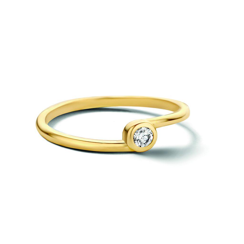 Met de Minitials Baby Entangle Diamant Ring kun je het perfecte huwelijksaanzoek plannen. Deze ring is ook prachtig om bij je andere Entangle ringen aan te schuiven.

 