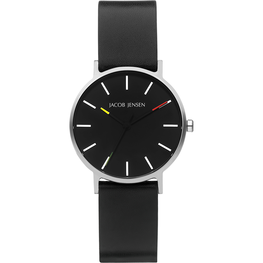 Jacob Jensen Timless Nordic JJ172. Een geweldig horloge gemaakt van duurzame en sterke materialen. De titanium horlogekast is huidvriendelijk en bovendien zeer licht van gewicht. Het 32 ​​mm brede JJ172-horloge beschikt ook over een saffierglas, een gestreepte index en een betrouwbaar quartz uurwerk. De leren band is flexibel en in verschillende maten te verstellen.