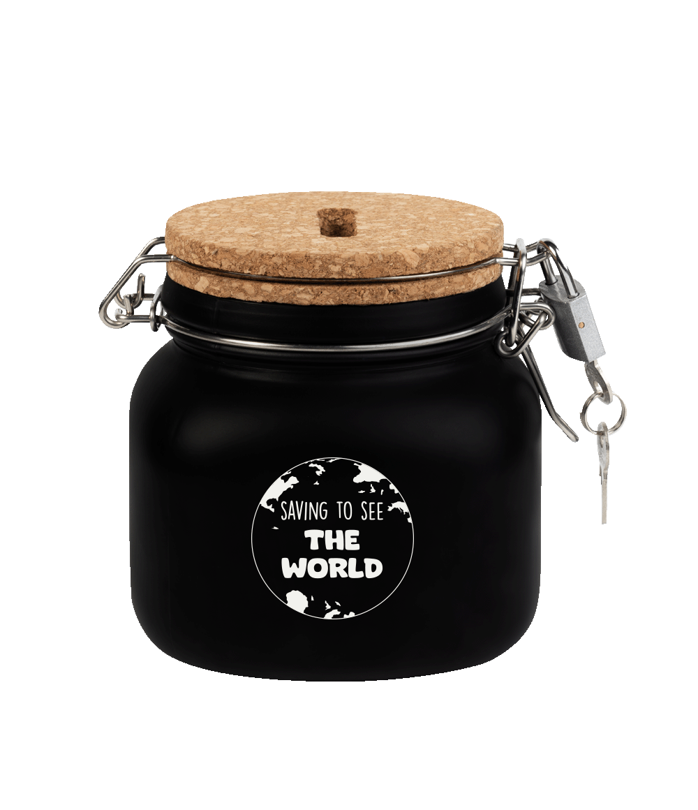 De luxe spaarpotten van Paper Dreams zijn perfecte cadeaus voor bijvoorbeeld Vaderdag, Moederdag of bijvoorbeeld een verjaardag. Deze luxe spaarpot - saving to see the world is gemaakt van glas, is zwart van kleur 