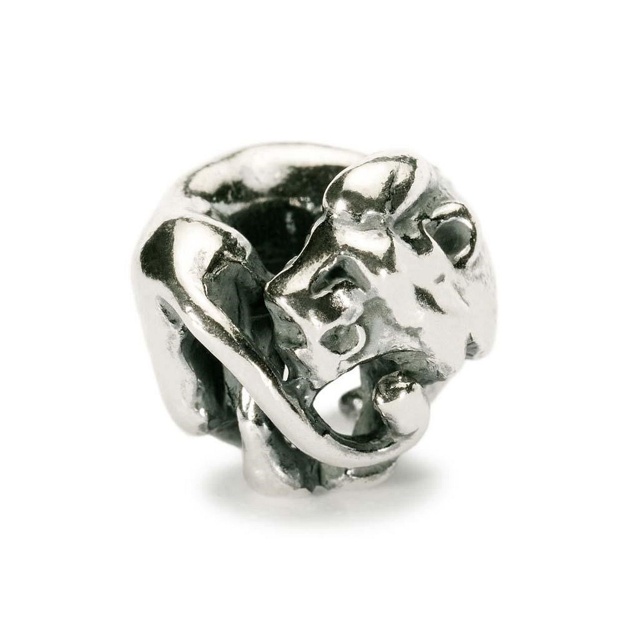 Trollbeads Leeuw:
Liefdevolle Leeuw
... Wie is het die slechts roze ziet;
... Die vrolijk steeds het hoogste biedt,
... En kent het woord �vergissing' niet?
... Ah ja, de Leeuw.
Nicholas deVore