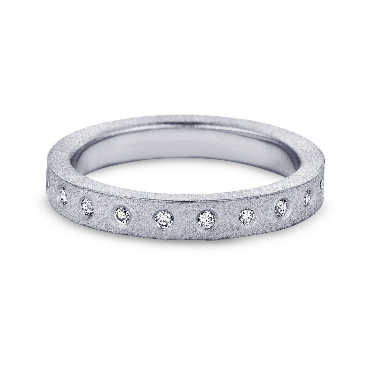 Nous briljant ring witgoud gepolijst S 1.7mm 
31steens totaal 0.18crt p/w 
NOUS-13