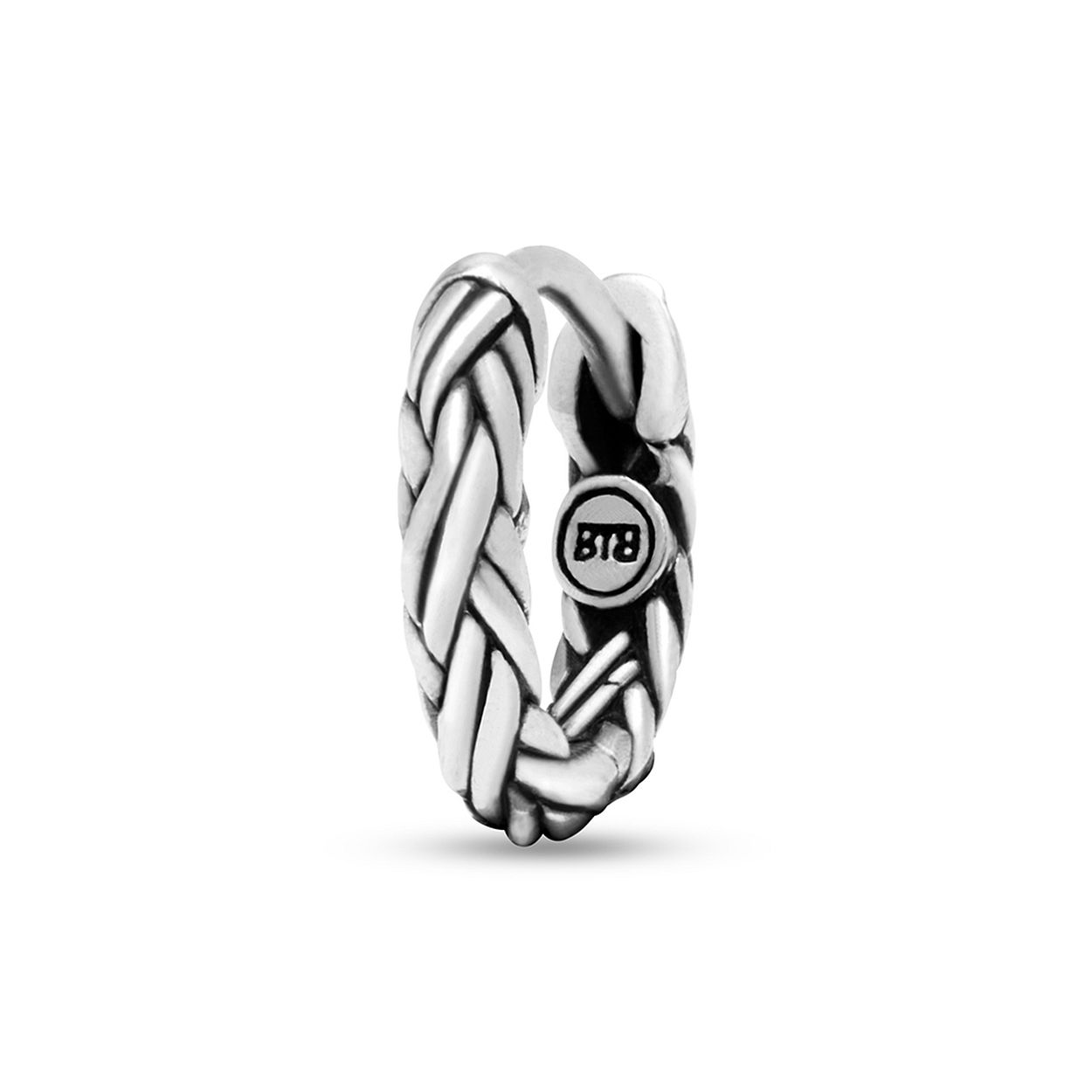 OORBEL KATJA SINGLE PIECE
€39
De Katja Ear Hoop Silver is gebaseerd op onze Katja weeftechniek en maakt deel uit van de Earparty collectie.