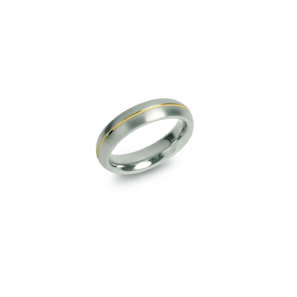 Boccia Titanium 0130-02
Deze gematteerde bicolor ring van Boccia Titanium heeft een glanzend en goudkleurig accent. De ring is 5mm breed. 

HET MERK
Boccia Titanium is het titanium merk van Nederland, dat zijn oorsprong in Duitsland vindt en is opgericht in het jaar 1992. Ontwikkeld door internationale ontwerpers. Alle titanium componenten van de BOCCIA TITANIUM collectie zijn gemaakt van 99,7% puur titanium; het bijzondere materiaal. Alle titanium componenten van de BOCCIA TITANIUM collectie zijn gemaakt van 99,7% puur titanium; het bijzondere materiaal. 

SPECIFICATIES
- Puur titanium
- Gematteerd met een glanzend en goudkleurig accent
- Bolle binnenkant
- 5mm breed