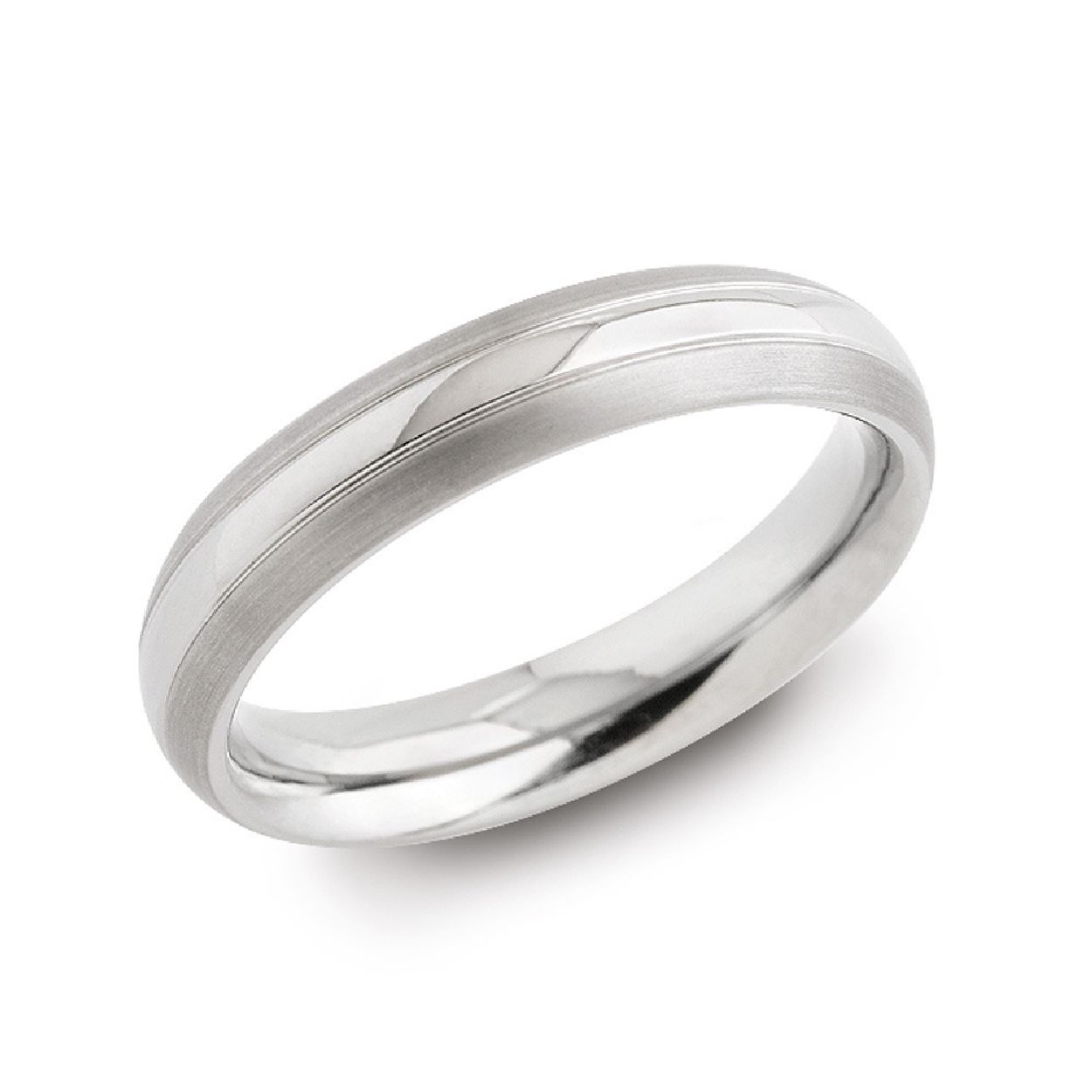 Boccia Titanium 0131-01
Deze gematteerde ring van Boccia Titanium heeft een glanzend accent. De ring is 5mm breed. 

HET MERK
Boccia Titanium is het titanium merk van Nederland, dat zijn oorsprong in Duitsland vindt en is opgericht in het jaar 1992. Ontwikkeld door internationale ontwerpers. Alle titanium componenten van de BOCCIA TITANIUM collectie zijn gemaakt van 99,7% puur titanium; het bijzondere materiaal. Alle titanium componenten van de BOCCIA TITANIUM collectie zijn gemaakt van 99,7% puur titanium; het bijzondere materiaal. 

SPECIFICATIES
- Puur titanium
- Gematteerd met een glanzend accent
- Bolle binnenkant
- 5mm breed