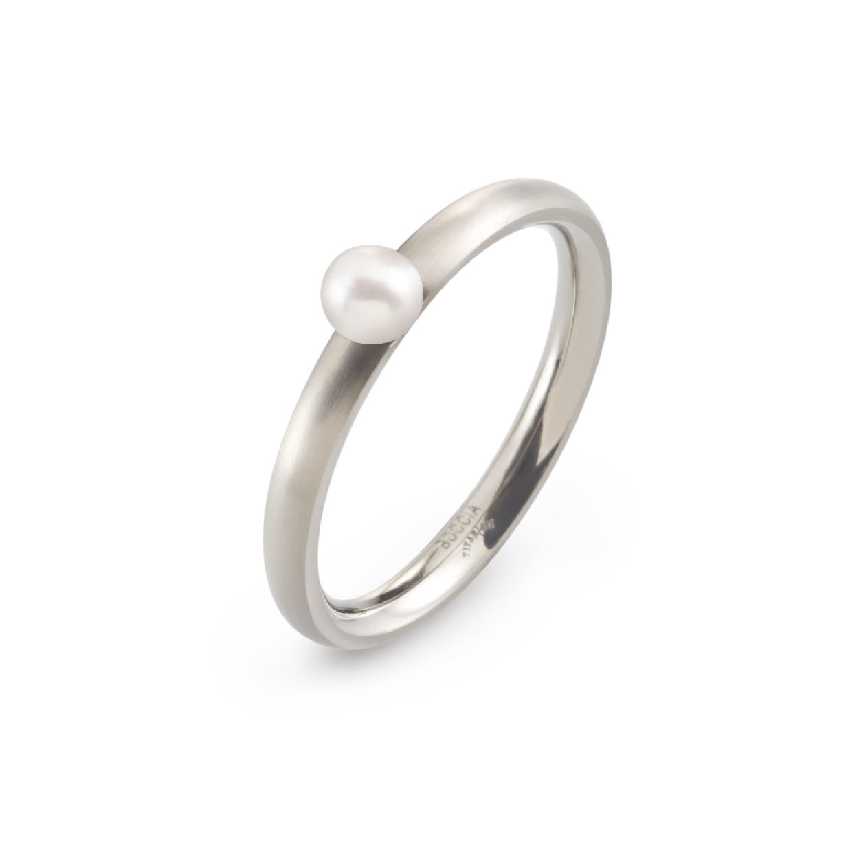 Boccia Titanium 0145-01
Deze gematteerde titanium ring van Boccia Titanium is 2,5mm breed. De zoetwaterparel bovenop de ring zorgt voor een klassieke uitstraling.

