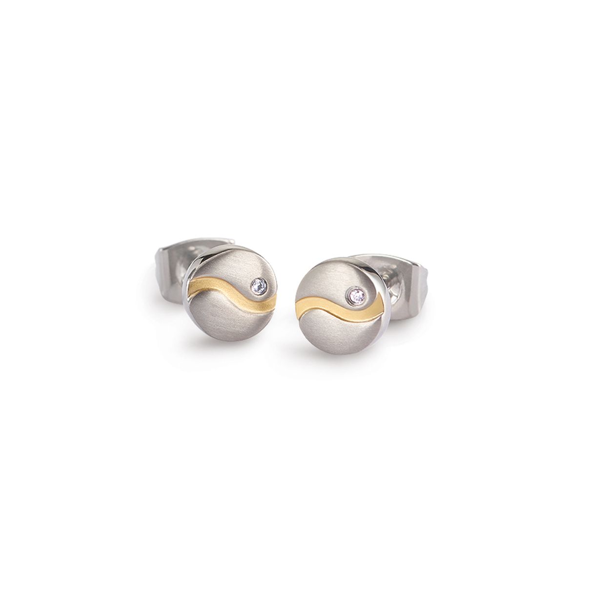 Dit zijn oorsieraden van het merk Boccia Titanium