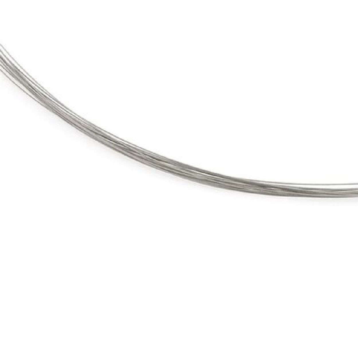 Boccia Titanium 0859-02
Aan deze Boccia Titanium ketting kun je een hanger hangen. De ketting bestaat uit 16 stalen draden en heeft een titanium bajonet sluiting. Van Boccia is dit collier niet meer leverbaar in andere maten, maar u mag ons altijd vragen voor een alternatief)

HET MERK 
Boccia Titanium is het titanium merk van Nederland, dat zijn oorsprong in Duitsland vindt en is opgericht in het jaar 1992.
Ontwikkeld door internationale ontwerpers. Alle titanium componenten van de BOCCIA TITANIUM collectie zijn gemaakt van 99,7% puur titanium; het bijzondere materiaal. Het is licht in gewicht, neemt de temperatuur van de huid aan en is zeer huidvriendelijk. Bovendien is het corrosie- en temperatuurbestendig. 

SPECIFICATIES
- Puur titanium bajonetsluiting
- Staal met siliconen laag , 16-draads
- Zilverkleurig
- 45cm
