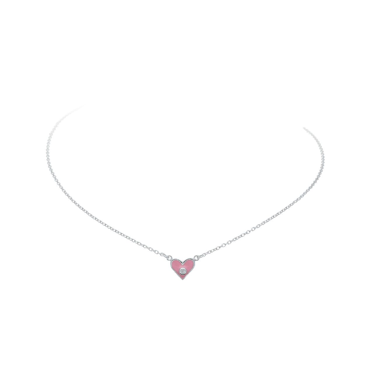 Deze collier is van het merk Lilly. Het is een meisjessieraad gemaakt van zilver. De collier is zilver van kleur.
De verdere specificaties van de collier zijn als volgt:
Soort bewerking: gerhodineerd
Lengte: 38
Steensoort: Zirkonia
Steenkleur: Transparant