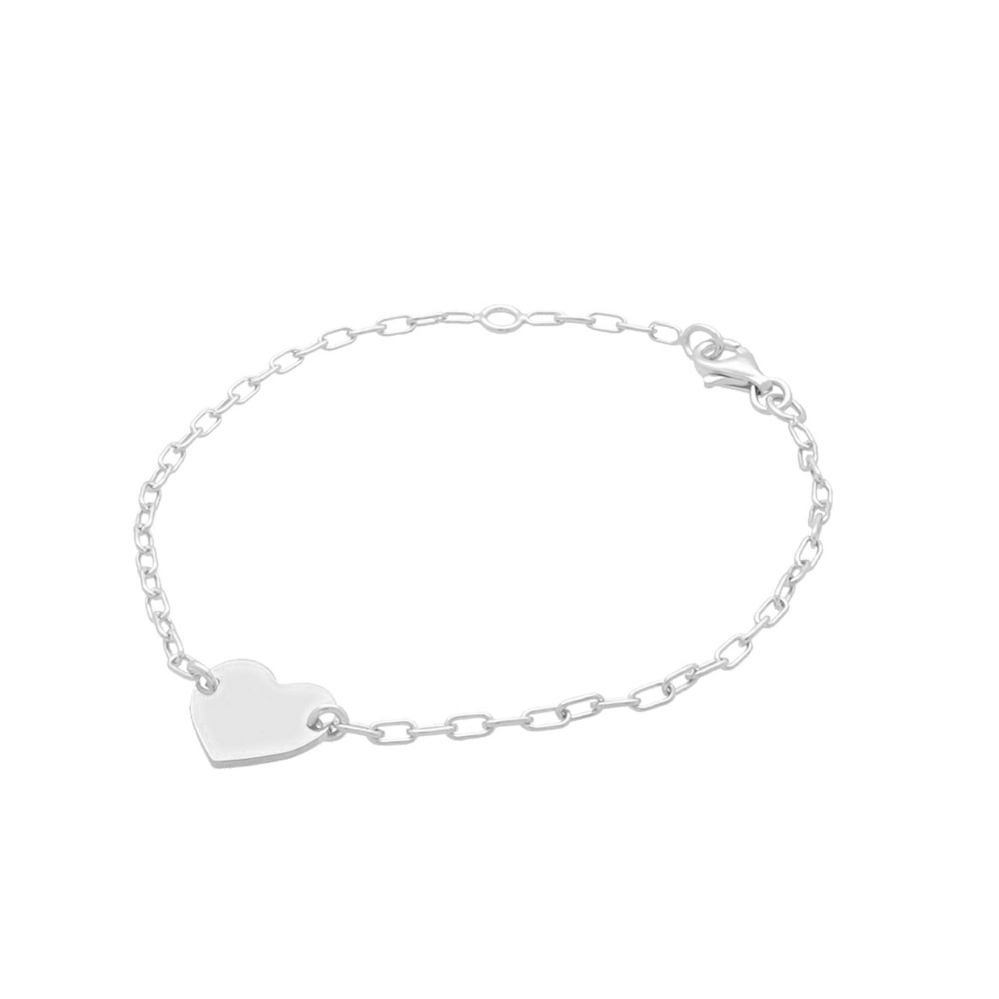 Deze armband van Glow is een mooie toevoeging aan je sieradencollectie! De armband is gemaakt van 925 sterling zilver en bestaat uit een prachtig hart. Het hart heeft een afmeting van 11 x 12mm. Draag de armband in combinatie met andere sieraden en je look is helemaal compleet.

GLOW
Benadruk jouw stijl met de verfijnde sieraden van GLOW en laat je inspireren door de uitgebreide collectie 14 karaats gouden sieraden van de hoogste Europese kwaliteit. Ontworpen om elke dag te dragen. Naast tijdloze ontwerpen bestaat de collectie ook uit hippe sieraden; zoals minimalistische gouden kettingen en afische oorknopjes. Wil je een beetje extra stralen? Kies dan voor flonkerende zirkonia of ga voor luxe met onze geraffineerde diamanten sieraden.
  
  Specificaties
  - 104.2380.19
  - Armband
  - 925 sterling zilver 
  - Lengte verstelbaar: 17 - 19cm