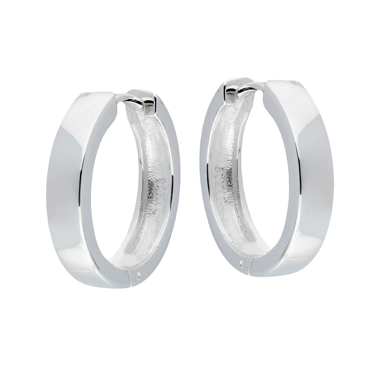 Deze oorringen zijn van het merk van Leeuwen. Het zijn oorringen voor dames gemaakt van zilver. De oorringen zijn zilverkleurig van kleur.
De verdere specificaties van de oorringen zijn als volgt:
Soort bewerking: geen bewerking
Lengte: 20
Steensoort: Geen edelsteen
Steenkleur: Geen steen