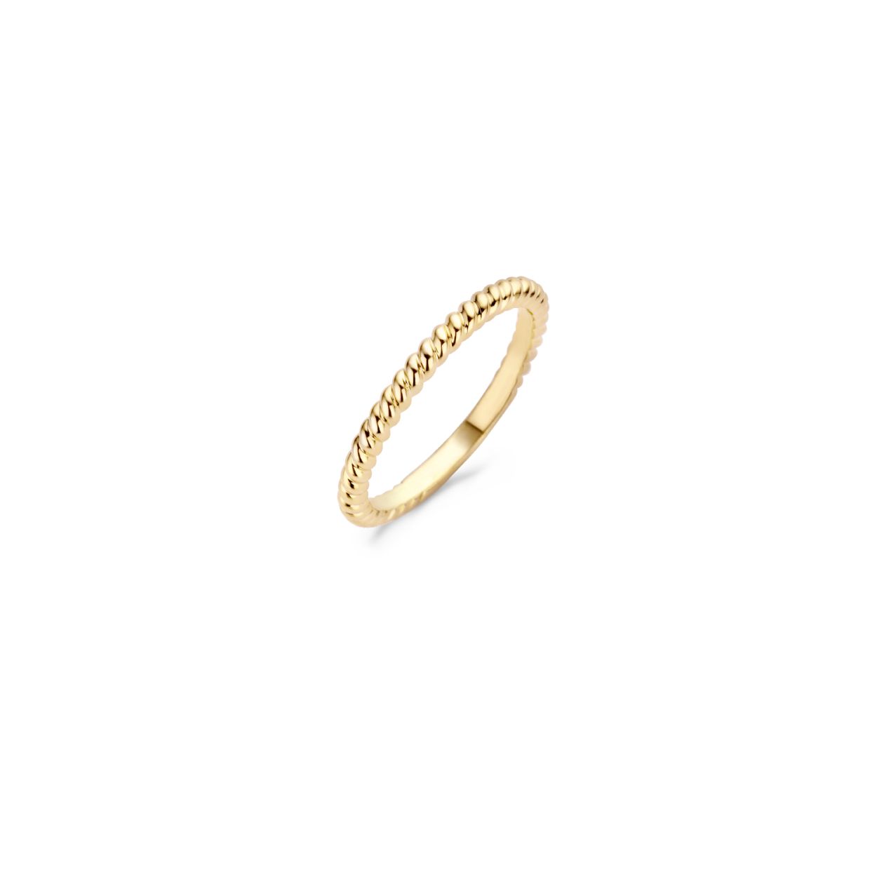 Deze simpele, stijlvolle ring van 14k geelgoud heeft een gedraaid motief. De band is 2 mm breed. Leuk te mixen en matchen met andere ringen uit onze collectie.