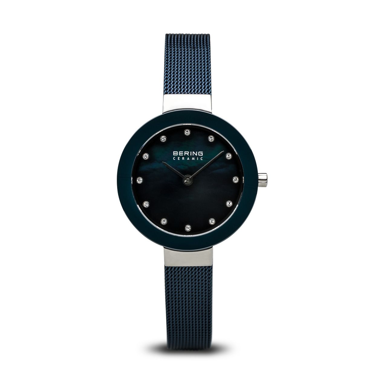 Dit stijlvolle Bering horloge is gemaakt van keramiek en wordt gedragen door dames.
