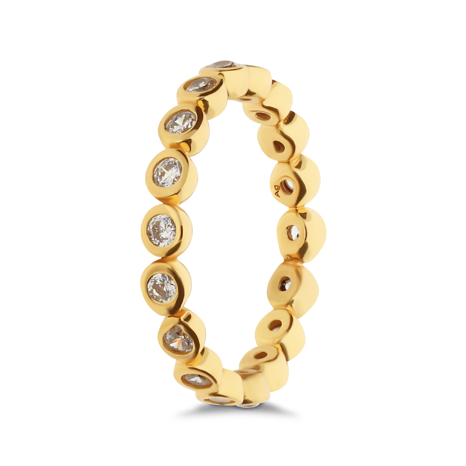 Prachtige 925 sterling zilveren ring van Glow! De ring bestaat uit ronde zetkastjes met hierin sprankelende zirkonia's. Hierdoor zal de ring stralen om je vinger! Verkrijgbaar in de maten 50, 52, 54, 56 en 58.

GLOW
Benadruk jouw stijl met de verfijnde sieraden van GLOW en laat je inspireren door de uitgebreide collectie 14 karaats gouden sieraden van de hoogste Europese kwaliteit. Ontworpen om elke dag te dragen. Naast tijdloze ontwerpen bestaat de collectie ook uit hippe sieraden; zoals minimalistische gouden collieren en grafische oorknopjes. Wil je een beetje extra stralen? Kies dan voor flonkerende zirkonia of ga voor luxe met onze geraffineerde diamanten sieraden.
  
  Specificaties
  - 114.8380
  - Ring
  - 925 sterling zilver 
  - Maat 56