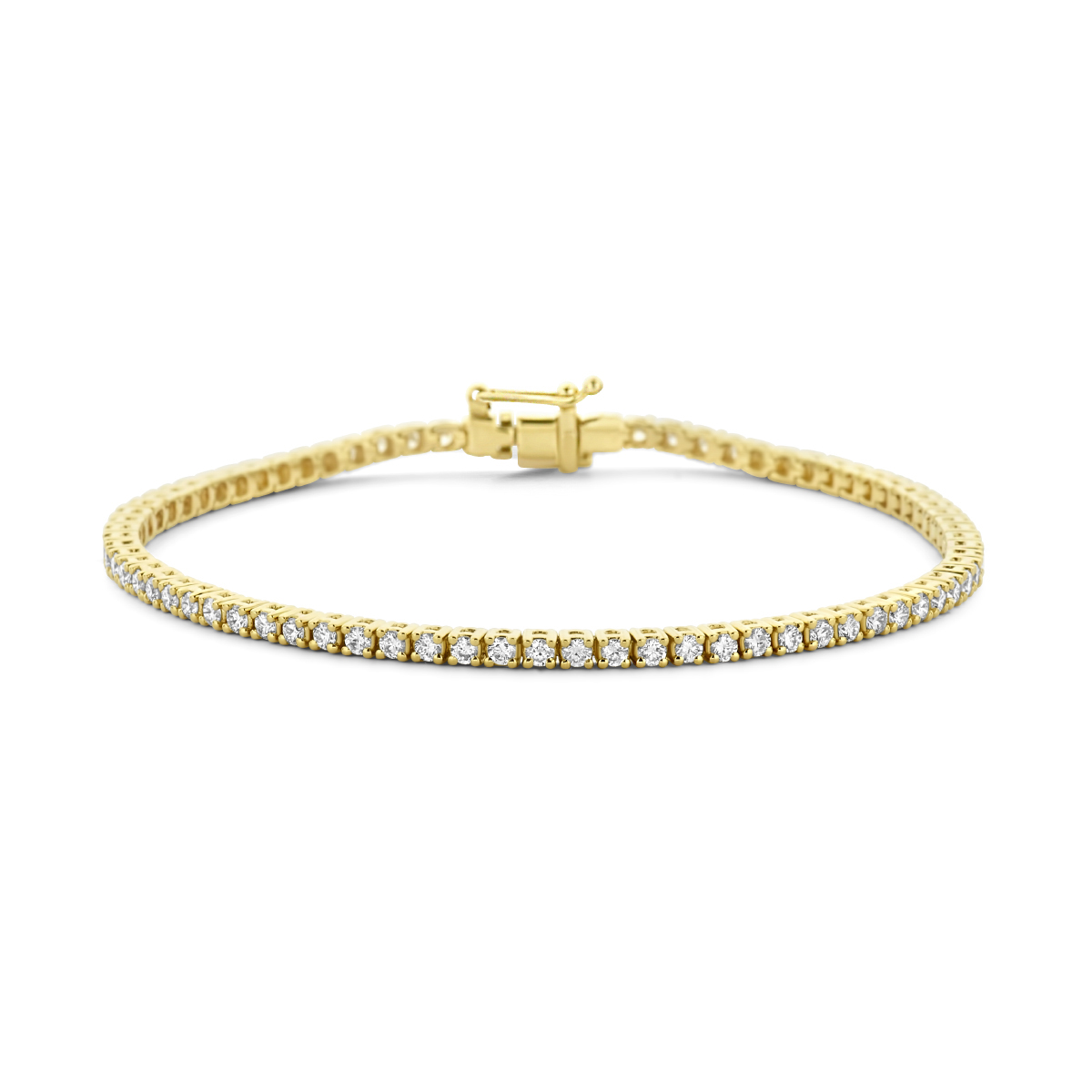 14k Geelgouden tennisarmband uitgevoerd met schitterende diamanten. De tennisarmband heeft een draaglengte van 17.5cm en een schakelbreedte van 2.3mm. Het diamantgewicht is 2.00ct.