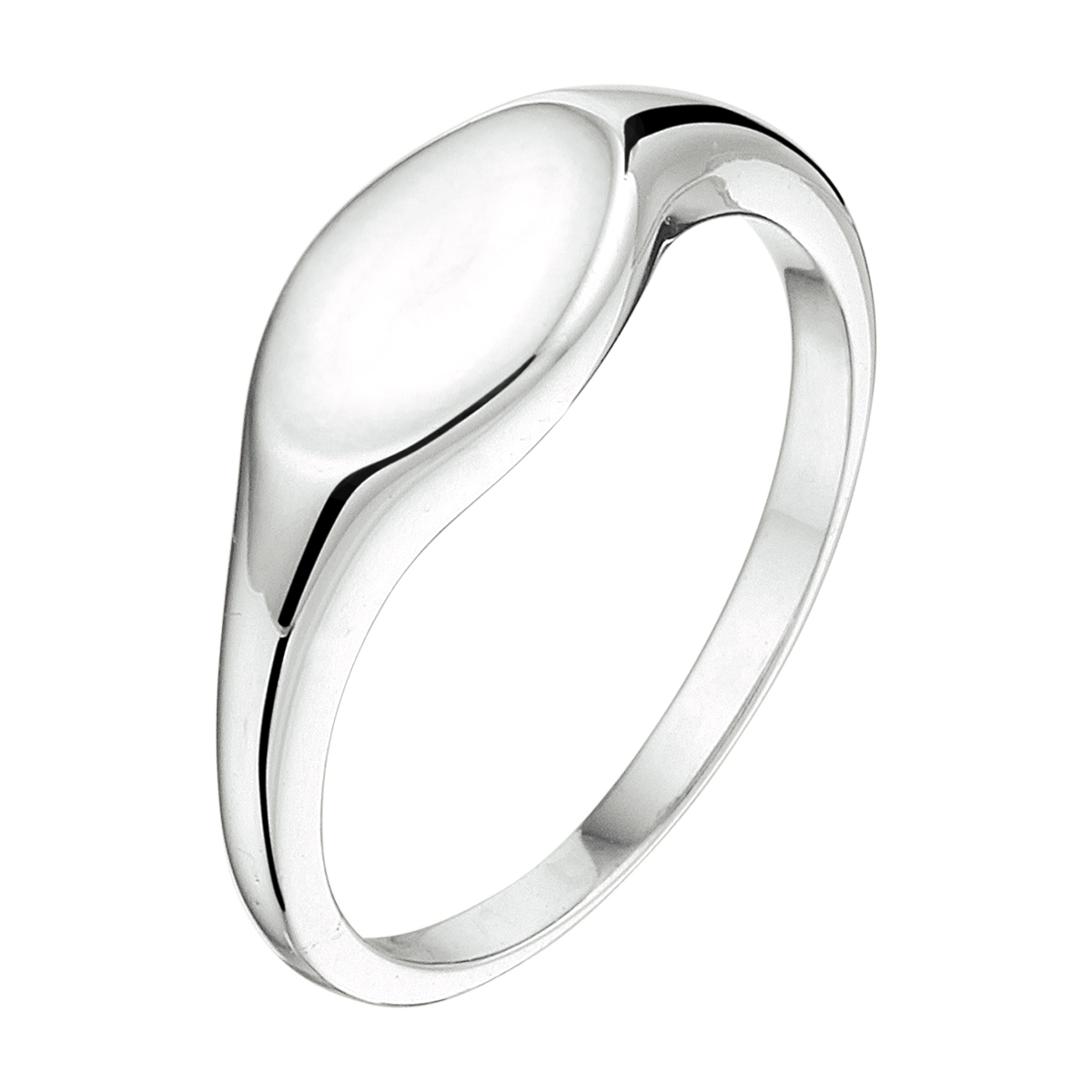 Gerhodineerd 925 zilveren ovale graveerring. De ring heeft een breedte van 6.5mm.