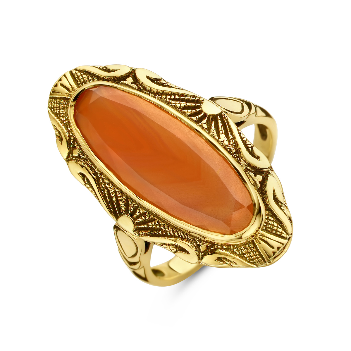 14k Geelgouden vintage ring uitgevoerd met een schitterende carneool steen. De ring heeft een afmeting van 28x14mm.