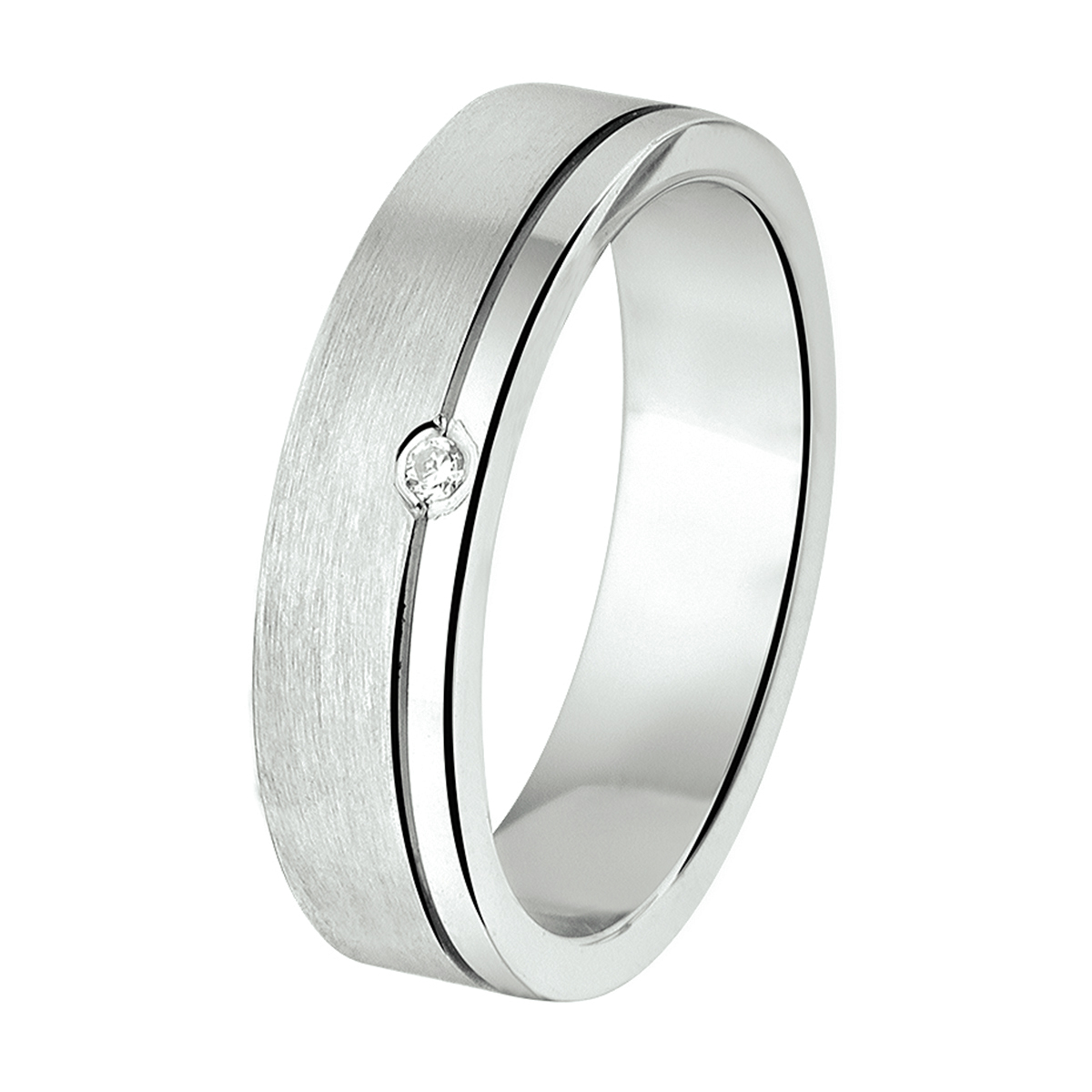 Gerhodineerd zilveren relatiering uitgevoerd met zirkonia. De ring heeft een breedte van 5mm.