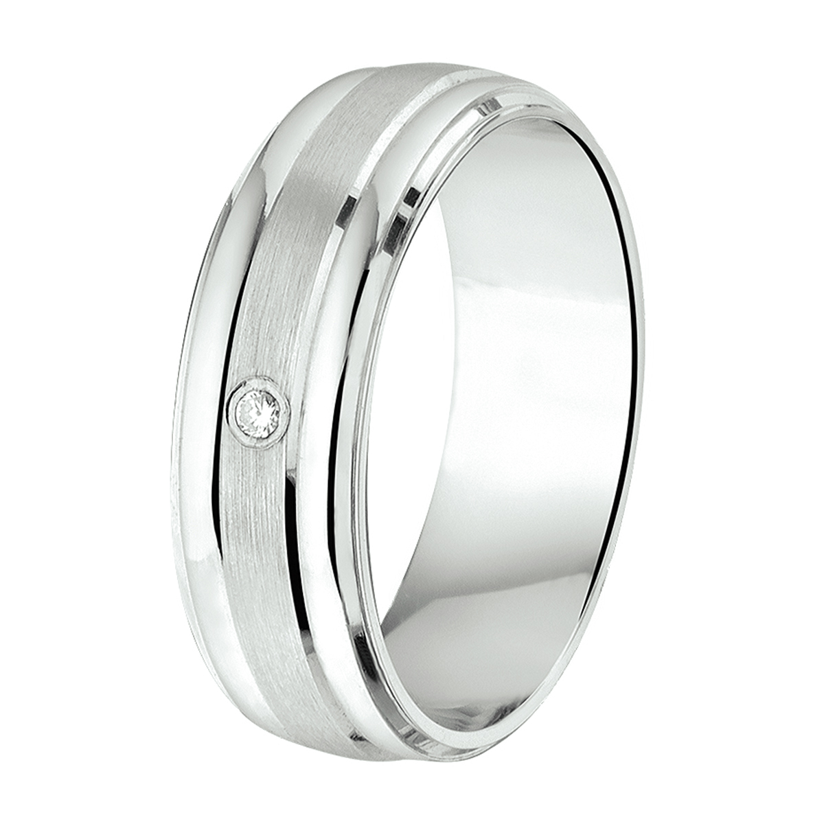 Gerhodineerd zilveren relatiering uitgevoerd met zirkonia. De ring heeft een breedte van 6mm.