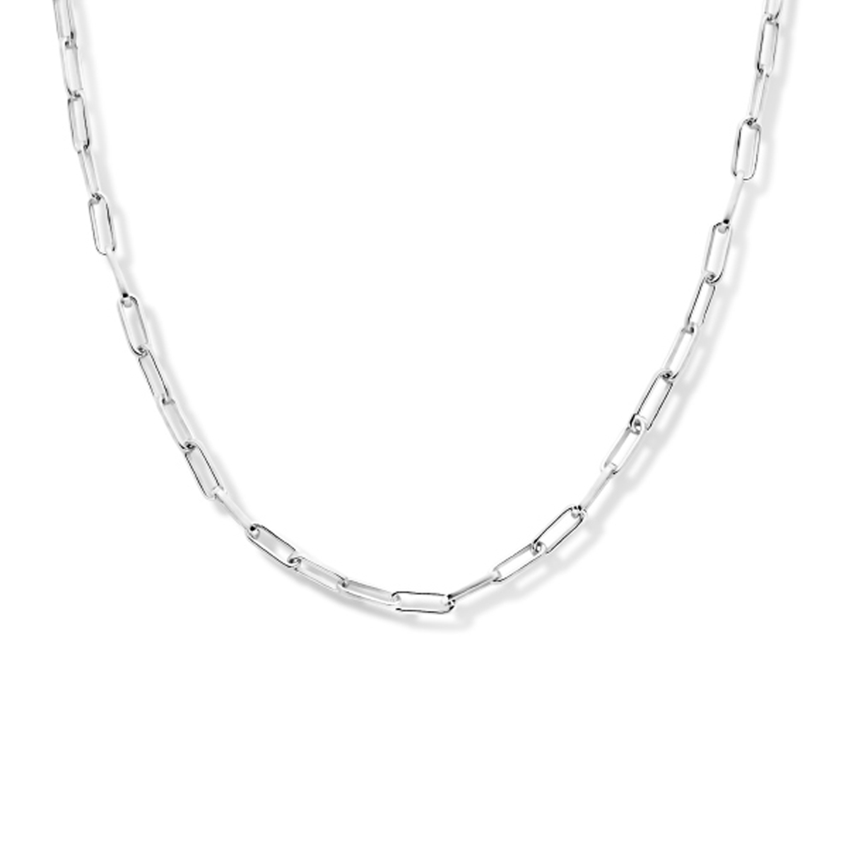 Gerhodineerd 925 zilveren paperclip collier uitgevoerd met een karabijn sluiting. Het collier heeft een draaglengte van 41cm en een extensie van 4cm. De schakelbreedte is 2.3mm.
