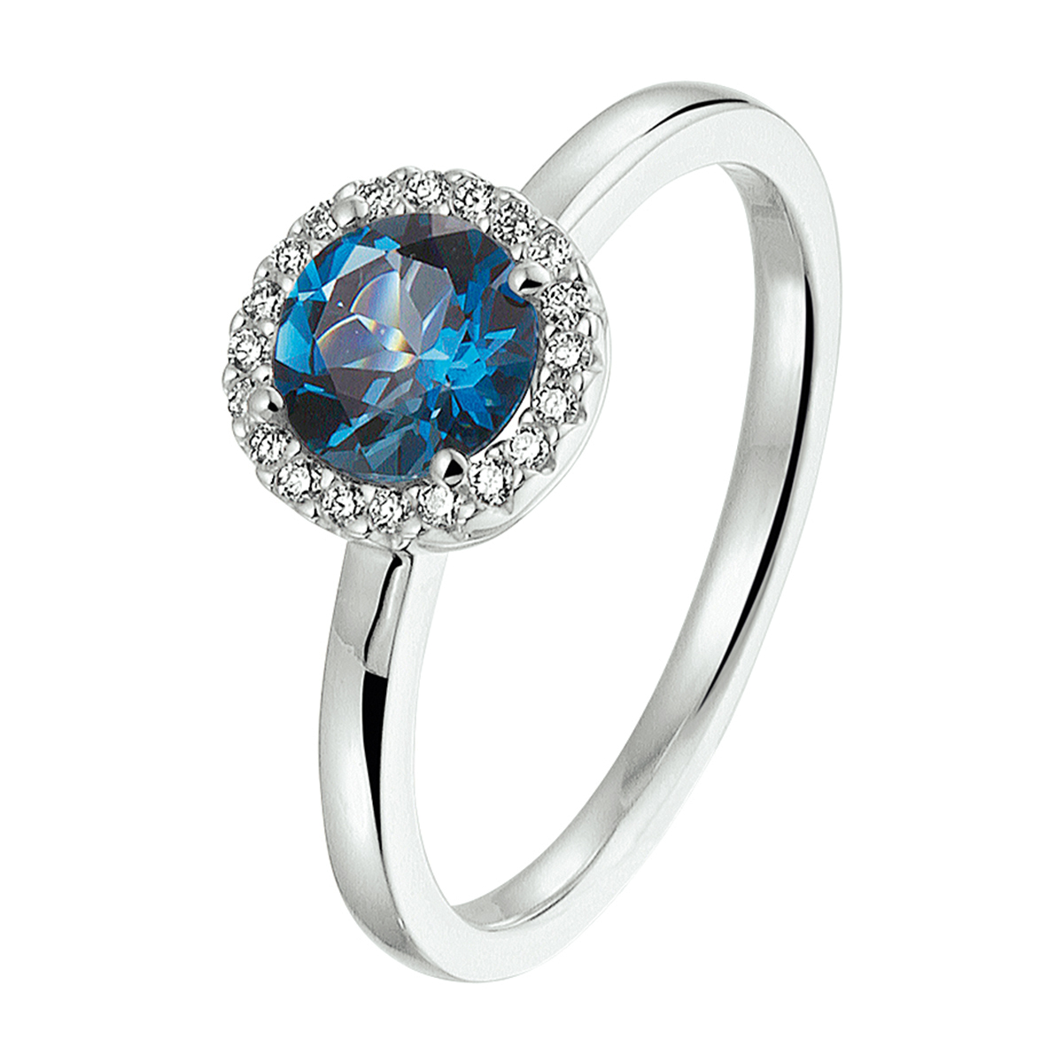 Luxe witgouden ring uitgevoerd met een London Blue topaas en een schitterende diamant rozet. De ring heeft een breedte van 8.5mm en is te combineren met bijpassende sieraden uit onze collectie.
