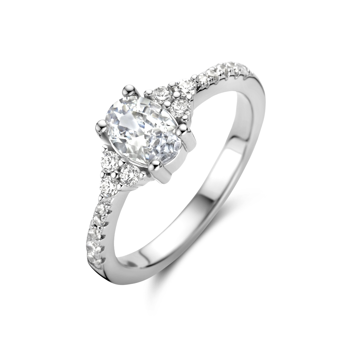 Gerhodineerd 925zilveren ring uitgevoerd met schitterende zirkonia. De ring heeft een breedte van 7mm.