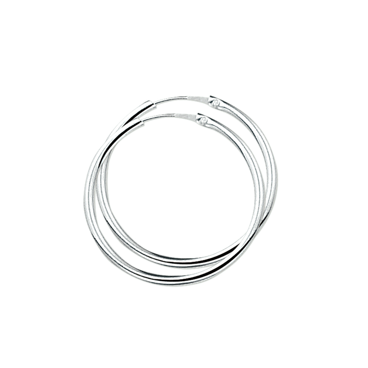 Deze prachtige zilveren oorringen zijn glad en hebben een diameter van 30mm per paar. De oorbellen zijn perfect voor dagelijks gebruik en kunnen gemakkelijk worden gecombineerd met allerlei verschillende outfits. Draag deze oorringen om je look een subtiele touch van elegantie te geven. Perfect voor elke gelegenheid of als cadeau voor een speciaal iemand. Je zult er zeker stralend uitzien met deze klassieke oorringen.