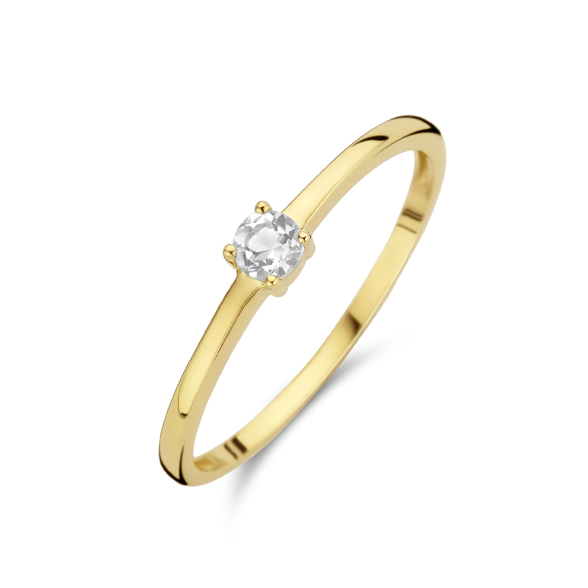 14k Geelgouden ring uitgevoerd met een schitterende zirkonia. De ring heeft een breedte van 3mm.