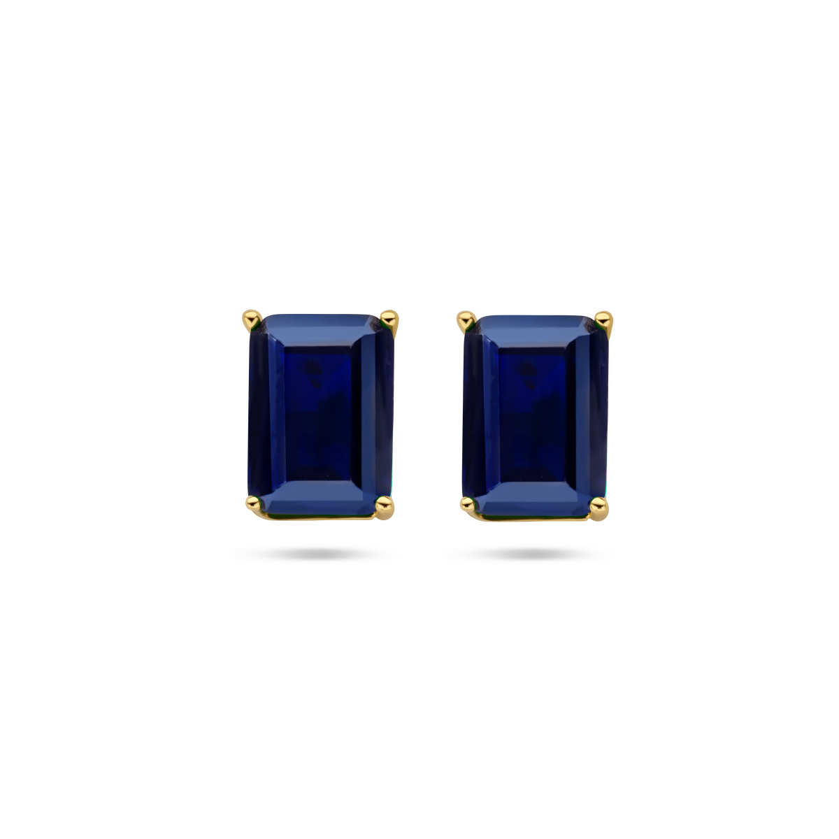 14k Geelgouden oorknoppen uitgevoerd met blauw zirkonia. De oorknoppen hebben een afmeting van 7x5mm.