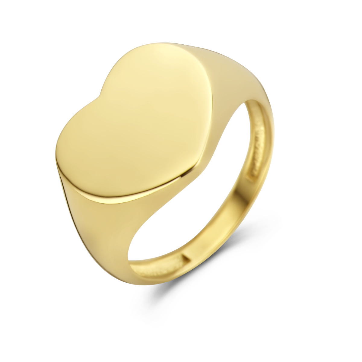 14k Geelgouden ring uitgevoerd in de vorm van een hart. De ring heeft een afmeting van 12x14mm.
