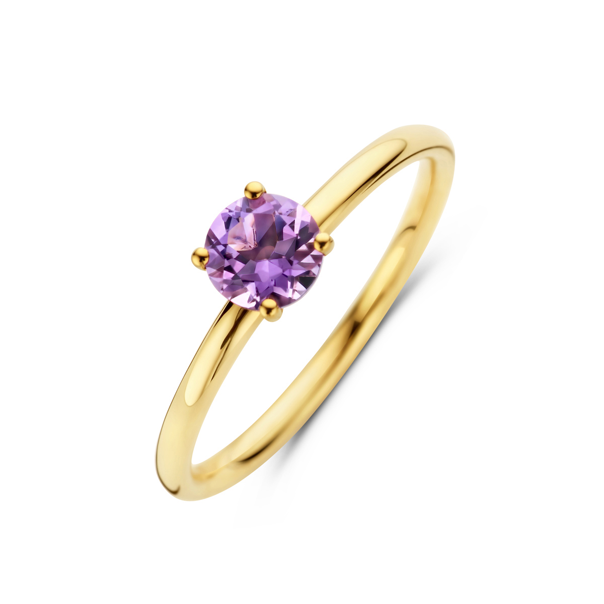 14k Geelgouden ring uitgevoerd met amethist. De ring heeft een breedte van 5mm.