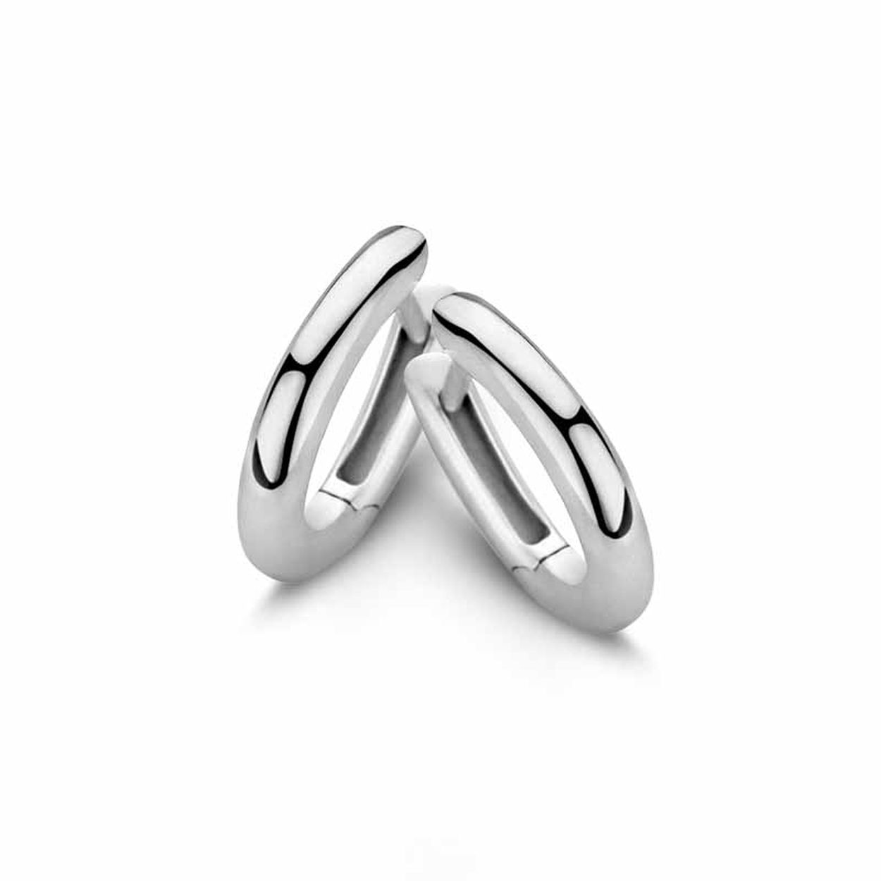 Ontdek de prachtige MY iMenso 120073 van de Creoli Oorbellen collectie voor dames. Het merk staat ook bekend om het grote assortiment sieraden van echt 925 zilver en schitterende (zirkonia) edelstenen.