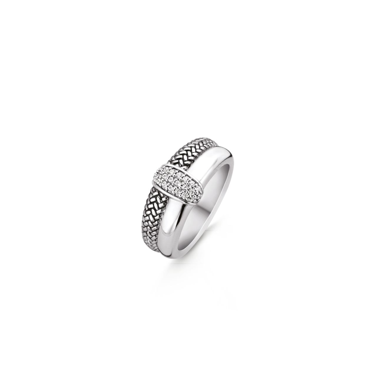 Het witte zirkonia pavé van deze zilveren TI SENTO - Milano - ring 12153ZI is gecombineerd met elegante gevlochten patronen. Laat haar in de schijnwerpers staan.